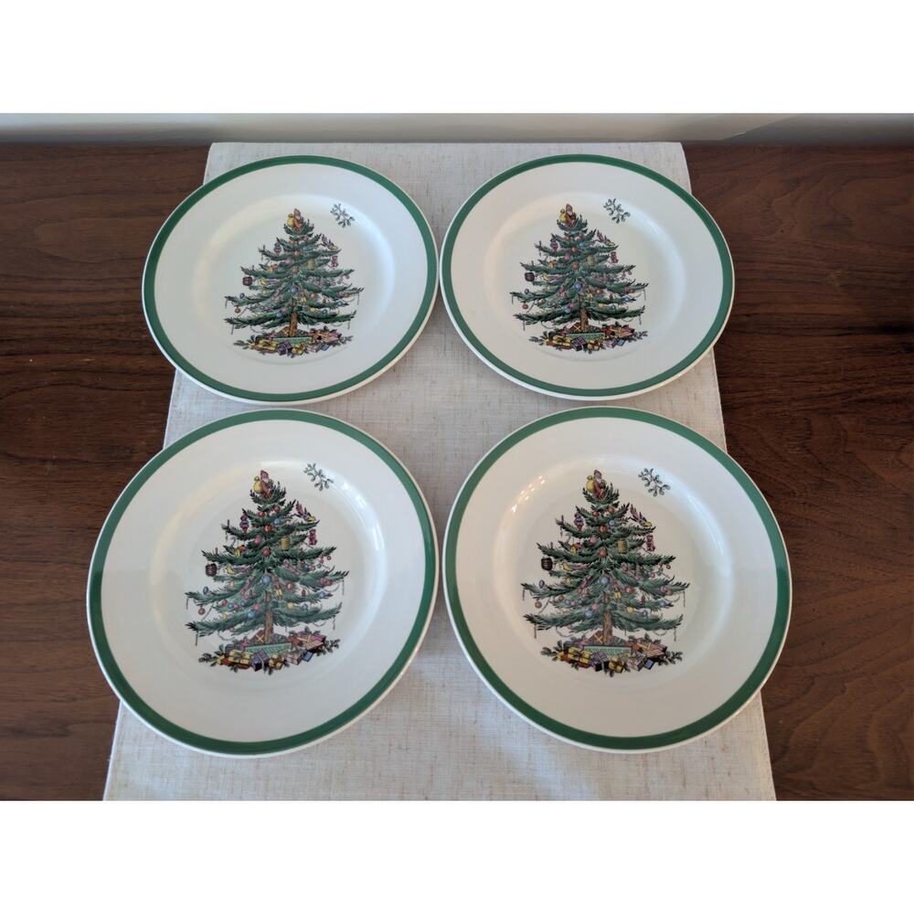 Vintage Spode “Christmas Tree” Salad Plates — Set of 4 — 7.75″ — Made in England - Picture 5 of 6